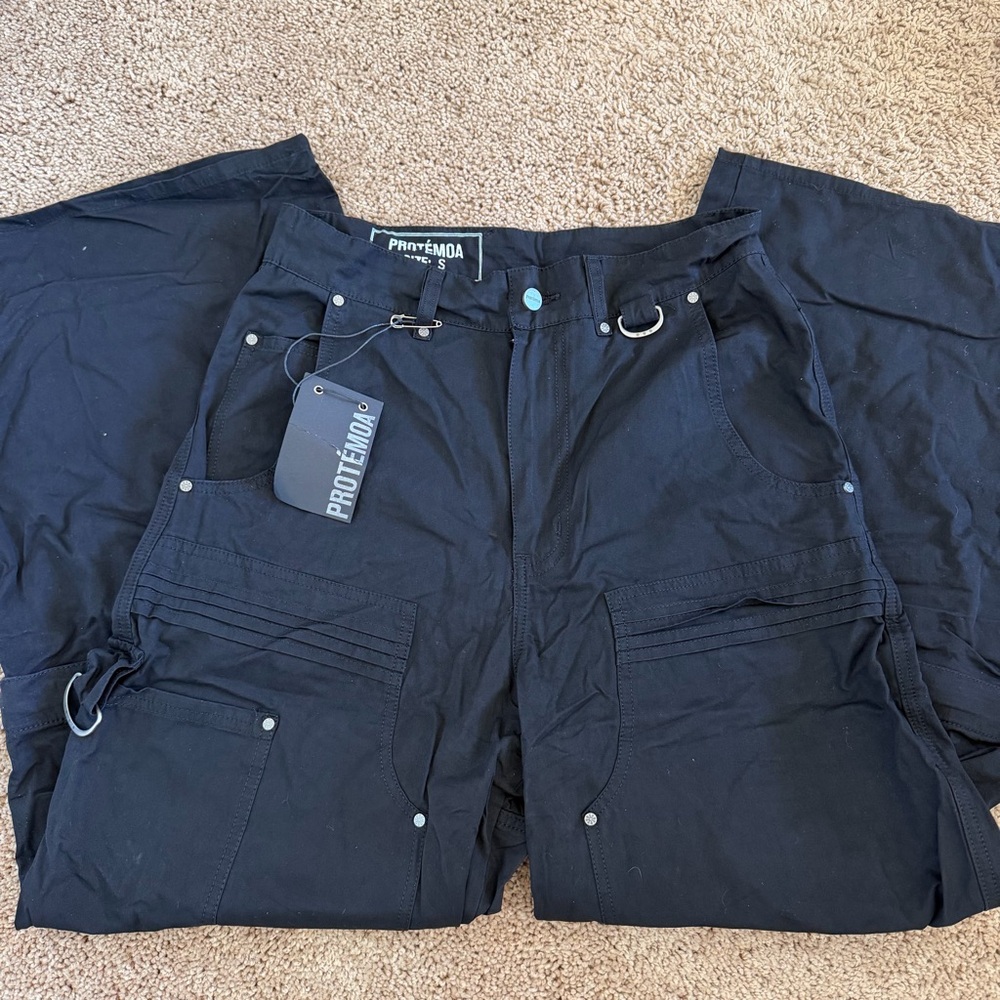New with tags black Protémoa hybrid cargo pants & shorts